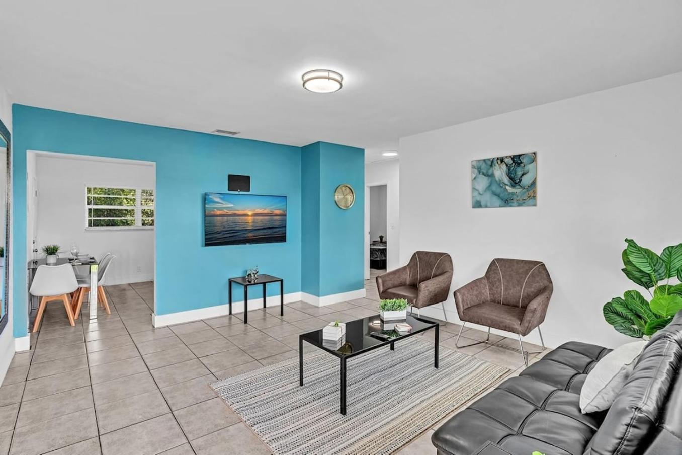Modern 2Br Oasis Mins To Beach & Casino Db2 데이니아 비치 외부 사진